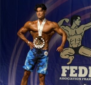 Home IMG E4998 300x279